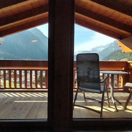 Hotel Flora Alpina Campitello di Fassa Ngoại thất bức ảnh