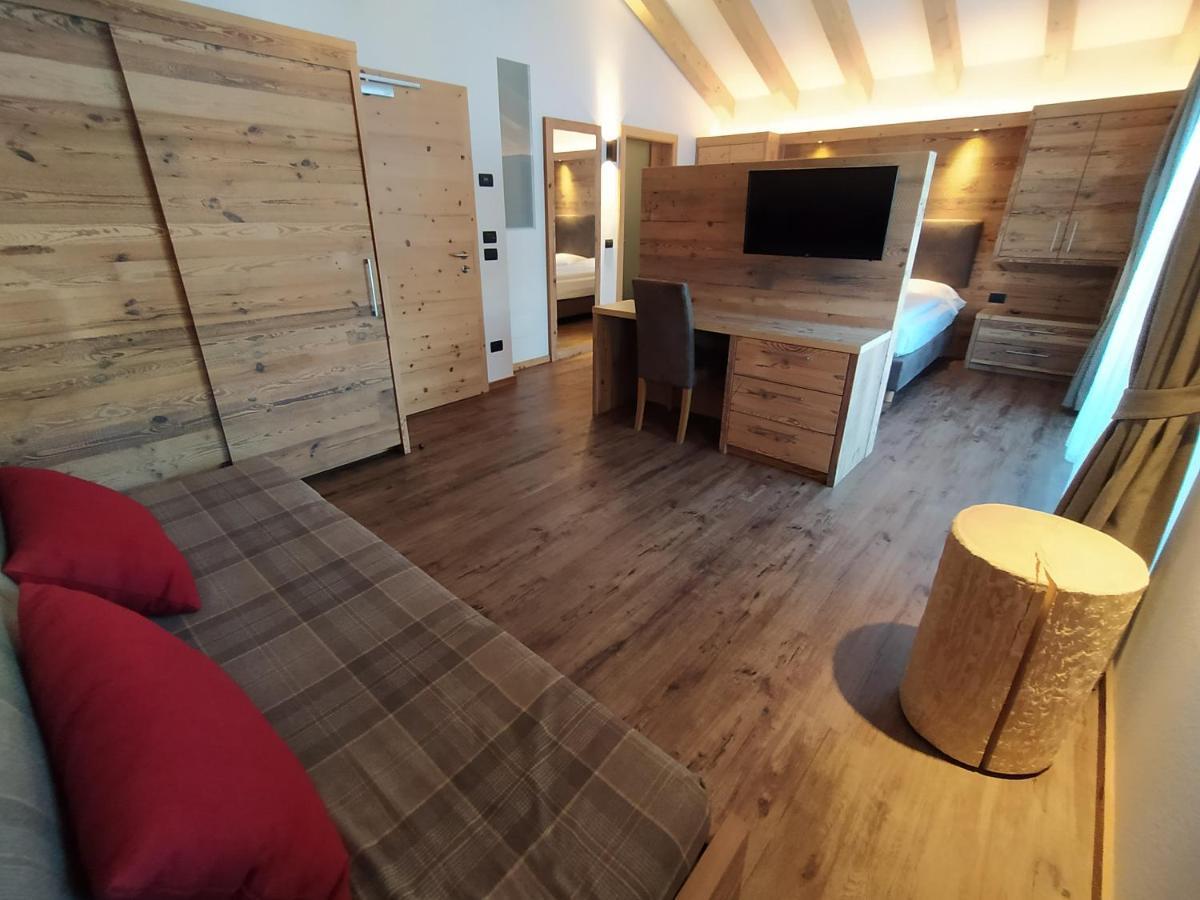 Hotel Flora Alpina Campitello di Fassa Ngoại thất bức ảnh