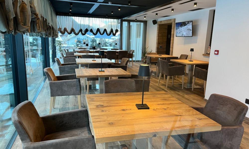 Hotel Flora Alpina Campitello di Fassa Ngoại thất bức ảnh
