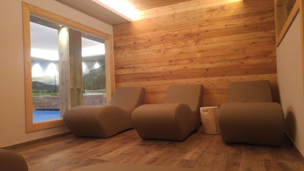 Hotel Flora Alpina Campitello di Fassa Ngoại thất bức ảnh